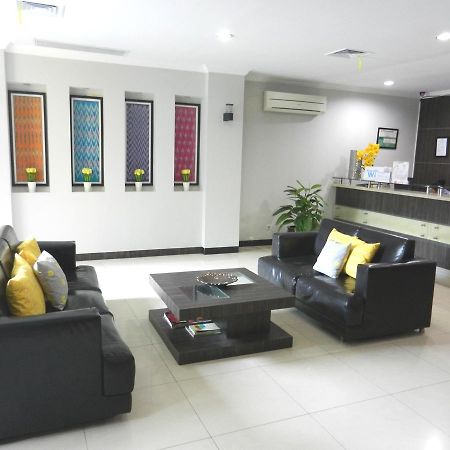 Karsa Utama Hotel จาการ์ตา ภายนอก รูปภาพ