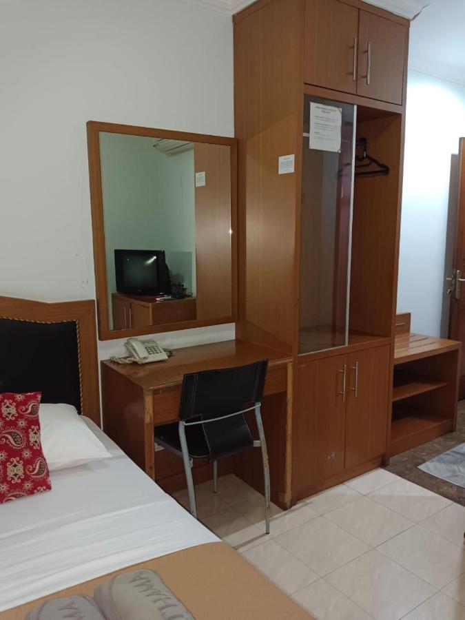 Karsa Utama Hotel จาการ์ตา ภายนอก รูปภาพ