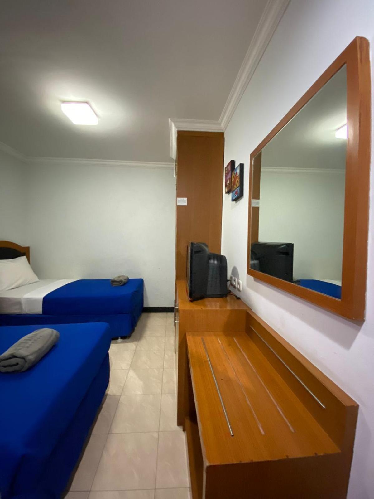 Karsa Utama Hotel จาการ์ตา ภายนอก รูปภาพ