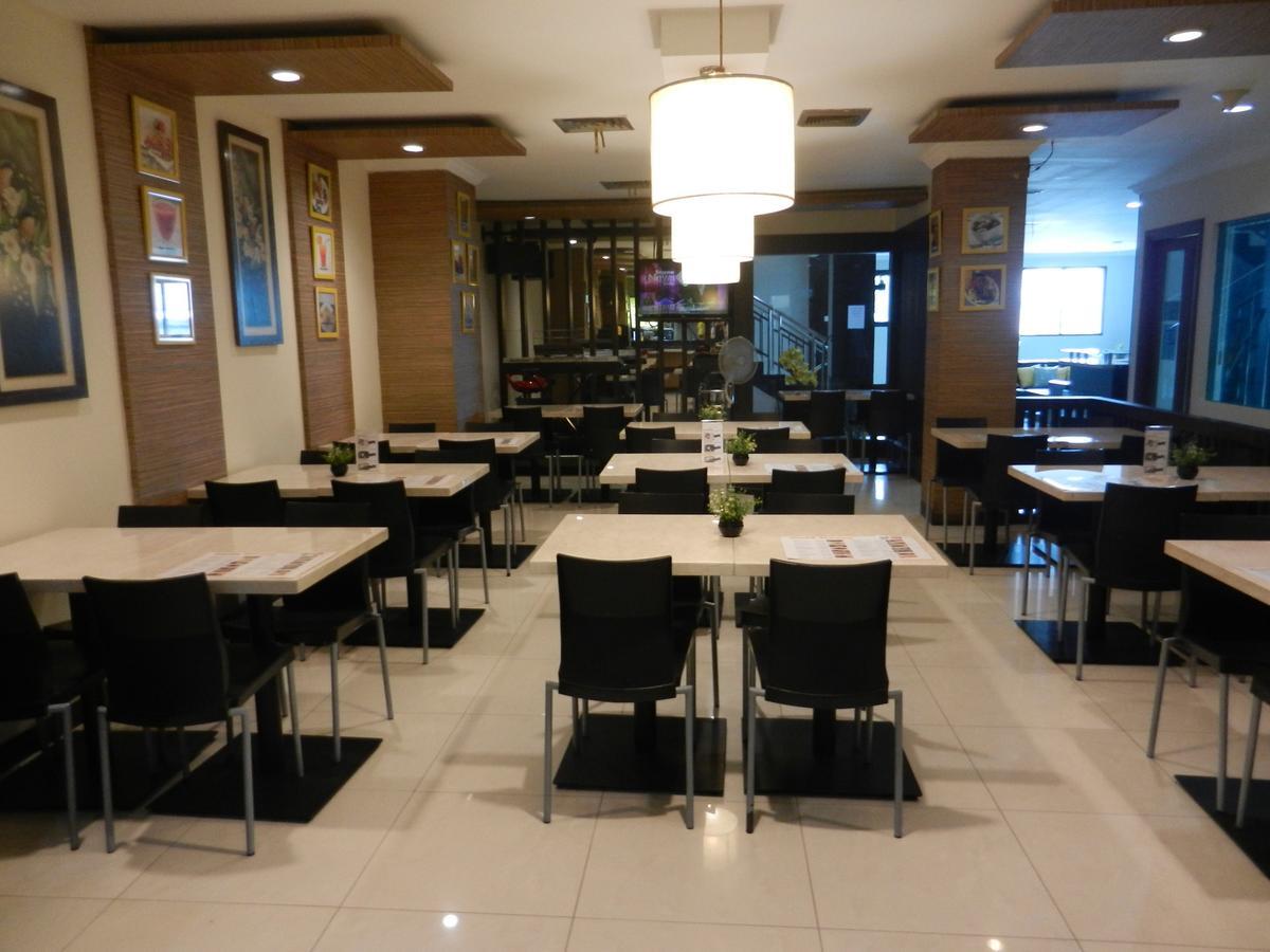 Karsa Utama Hotel จาการ์ตา ภายนอก รูปภาพ